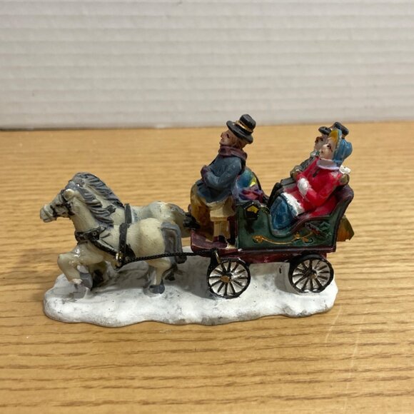 Vtg Cobblestone Corners Christmas Village Accessories Merry Arch Sleigh and Tree - Picture 5 of 10